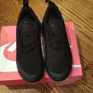 Nike Air Max size 3 girls or boys